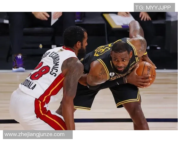 湖人对阵热火精彩足球直播全程回顾与赛后分析